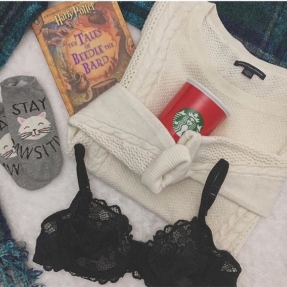 American Eagle Outfitters Sweaters - American Eagle | Cream Ribbed Trim Knit Sweater